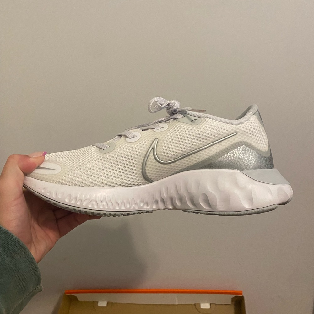 White Womens Nike Renew Run